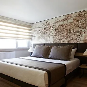 Maproom Otel