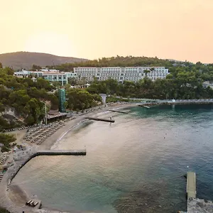 Pine Bay Complex Kusadası
