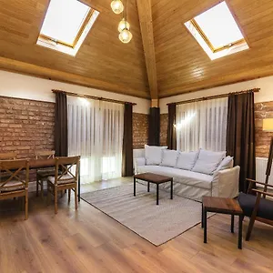 The Nomad Old Aparthotel